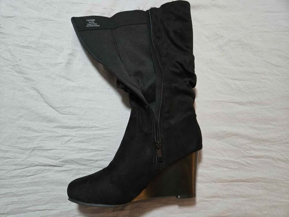 NEW!! Journee Collection Haze Wedge Calf/Knee High Boots - Women's Size 8.5 - Picture 4 of 8